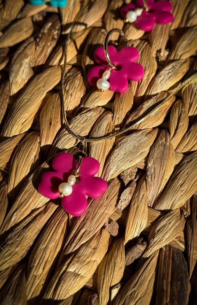 Collar Flora